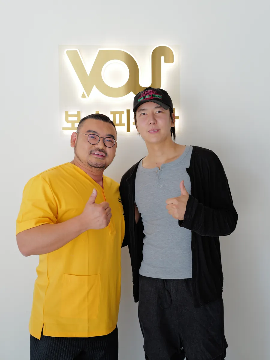 Kimbro(金有翰)與金洪錫院長(首爾江南VOS皮膚科)